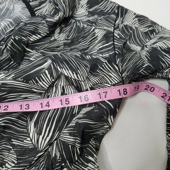 See U Soon Womens Small Printed Blouse New Palms - Picture 6 of 6